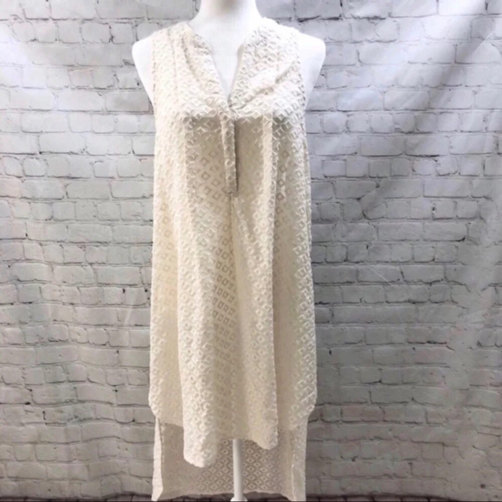 HD in Paris Anthropologie High Low Tunic Top Cream Size Large Diamond Print